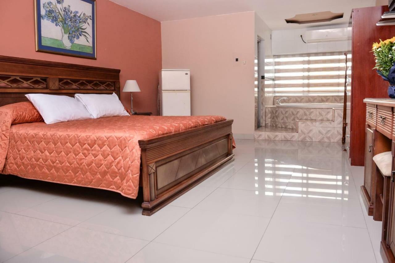 Hotel Olimpico En Quevedo Eksteriør billede
